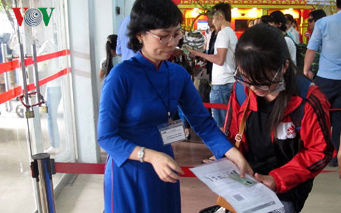 Ga Sài Gòn bắt đầu nhận vận chuyển xe máy đi miền Trung, miền Bắc