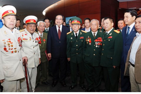 Sáng mãi tinh thần “Quyết tử cho Tổ quốc quyết sinh”