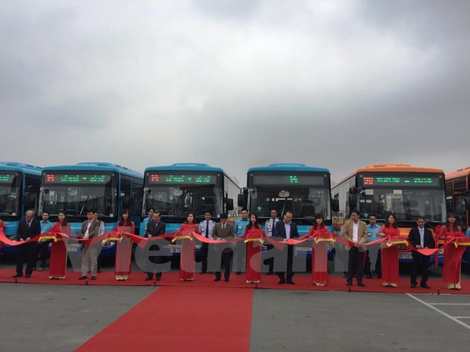 Hà Nội có thêm tuyến buýt 90 lên sân bay Nội Bài