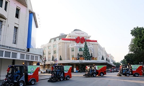 Hà Nội tiếp nhận 12 'siêu xe' hút bụi trị giá hơn 20 tỷ đồng