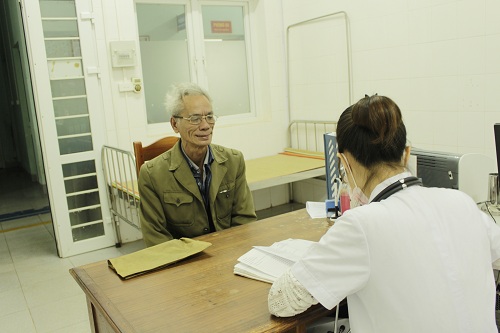 Bệnh viện Đại học Y Hà Nội khám bệnh tri ân tại tỉnh Bắc Giang