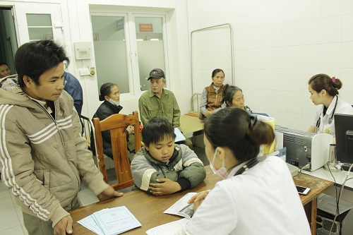 Bệnh viện Đại học Y Hà Nội khám bệnh tri ân tại tỉnh Bắc Giang