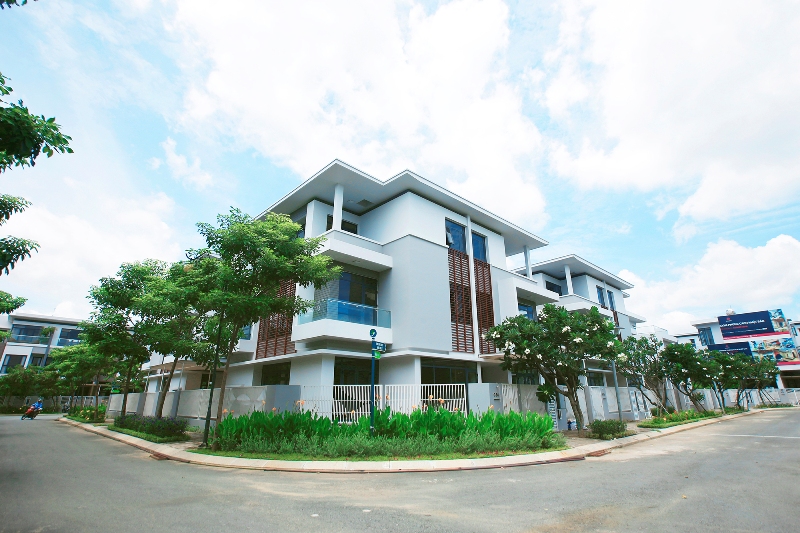 “Mua nhà ở ngay, kim cương trao tay”