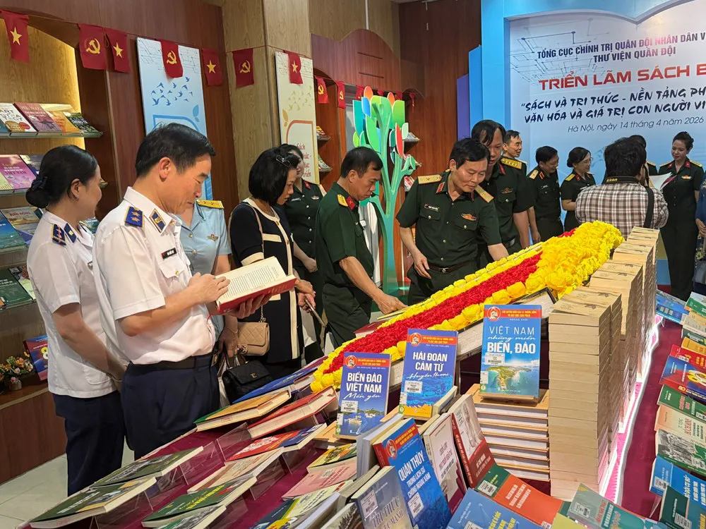 Khai mạc Ngày Sách và Văn hóa đọc lần thứ 5 năm 2026 trong QĐND Việt Nam