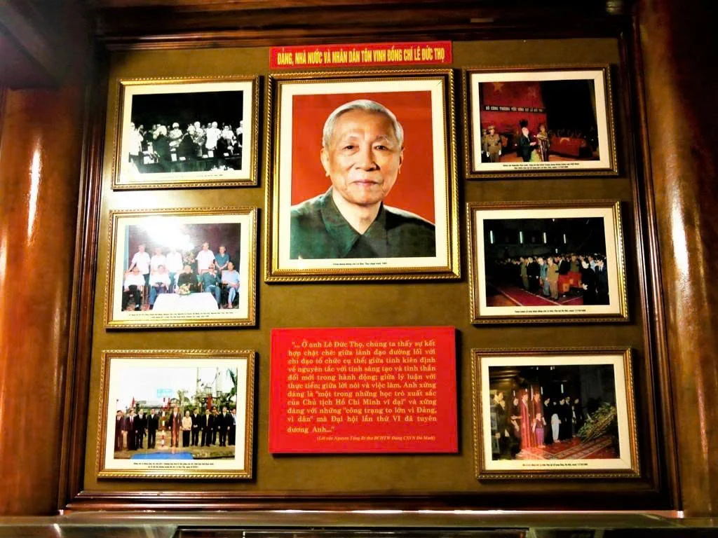 Thăm khu tưởng niệm ông Lê Đức Thọ