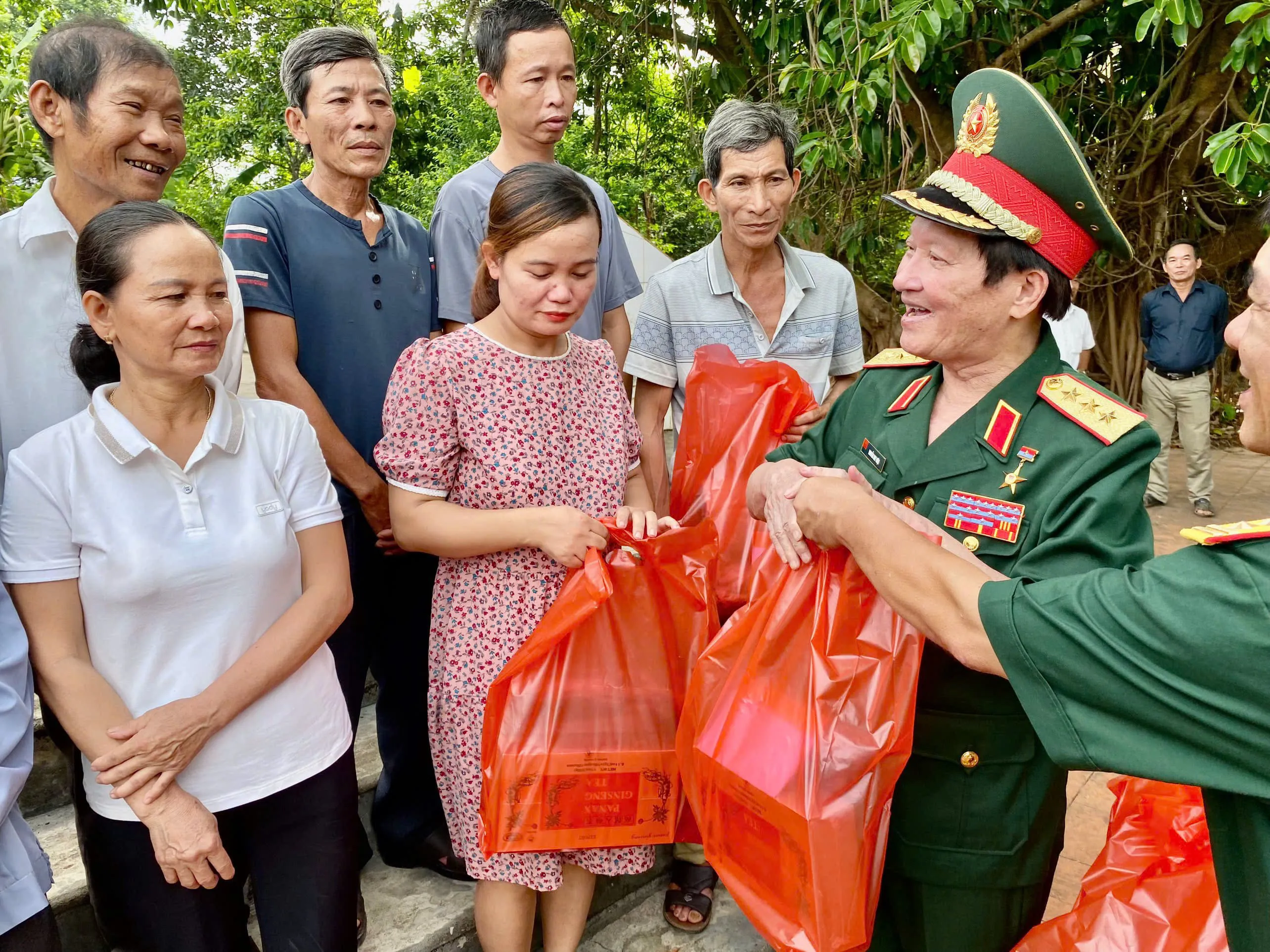 Thượng tướng Nguyễn Huy Hiệu và hành trình tìm về những địa chỉ đỏ của ký ức
