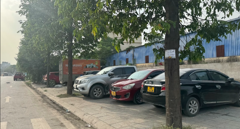Phường Hoàng Mai: Tràn lan vi phạm trật tự đô thị.