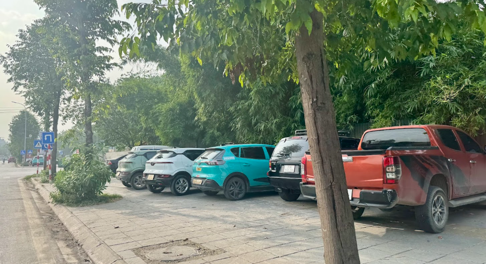 Phường Hoàng Mai: Tràn lan vi phạm trật tự đô thị.