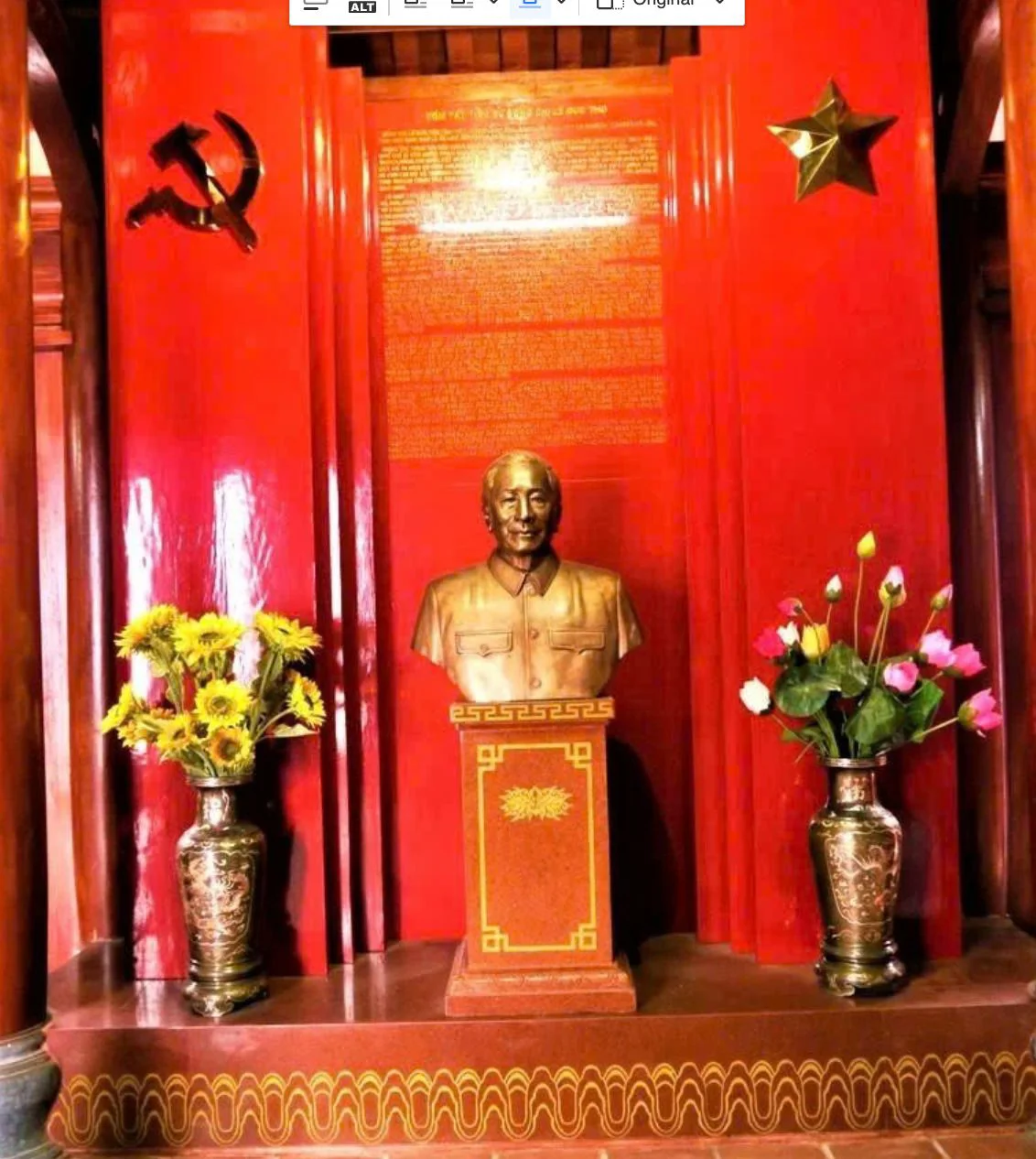 Thăm khu tưởng niệm ông Lê Đức Thọ