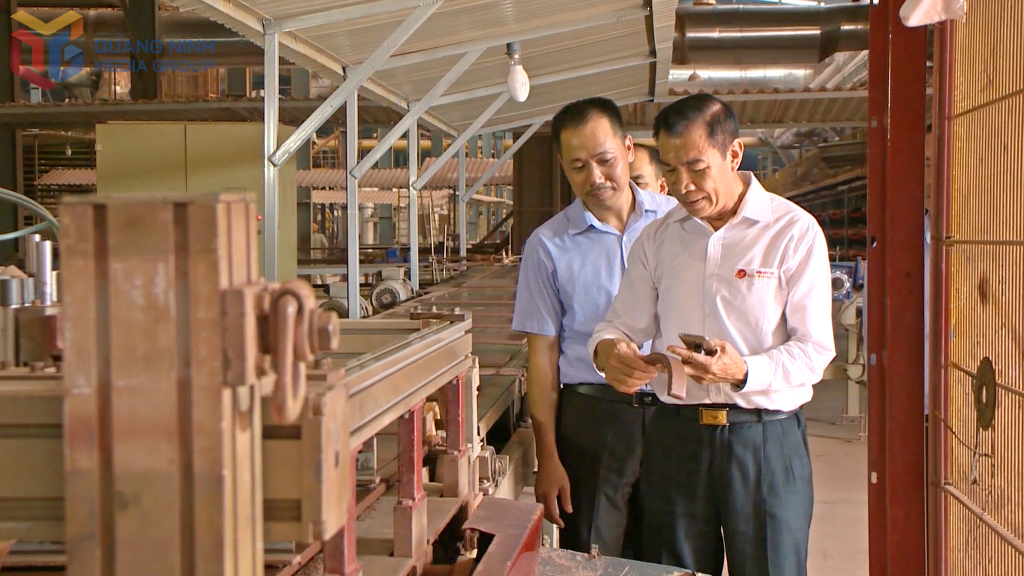 Anh hùng Lao động Nguyễn Quang Mâu và hành trình biến đất sét thành “vàng”