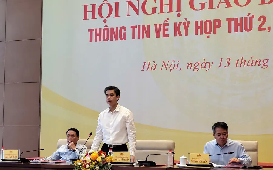 Quốc hội khóa XVI: Làm việc cả cuối tuần, tập trung tháo gỡ điểm nghẽn thể chế tại Kỳ họp thứ Hai