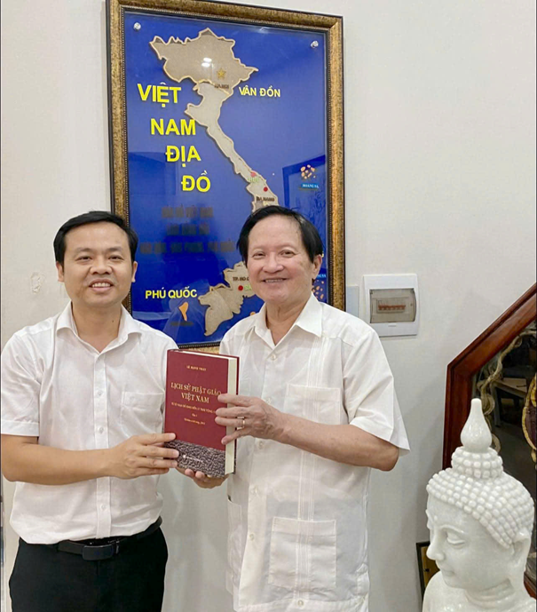 Vị tướng già và bóng dáng Bà mẹ miền Nam thành đồng