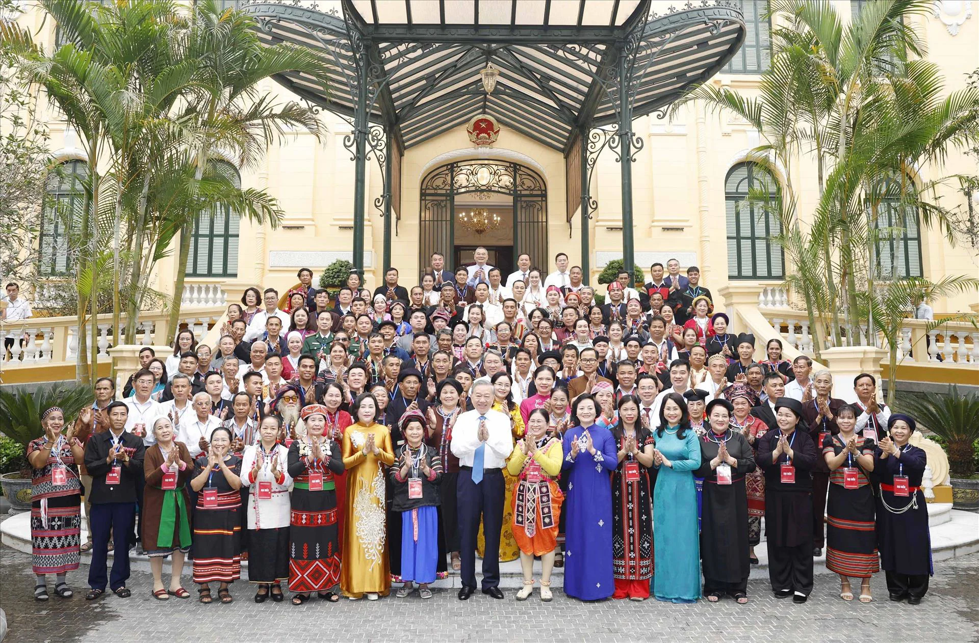 Tổng Bí thư, Chủ tịch nước: Già làng, trưởng bản góp phần củng cố khối đại đoàn kết toàn dân tộc