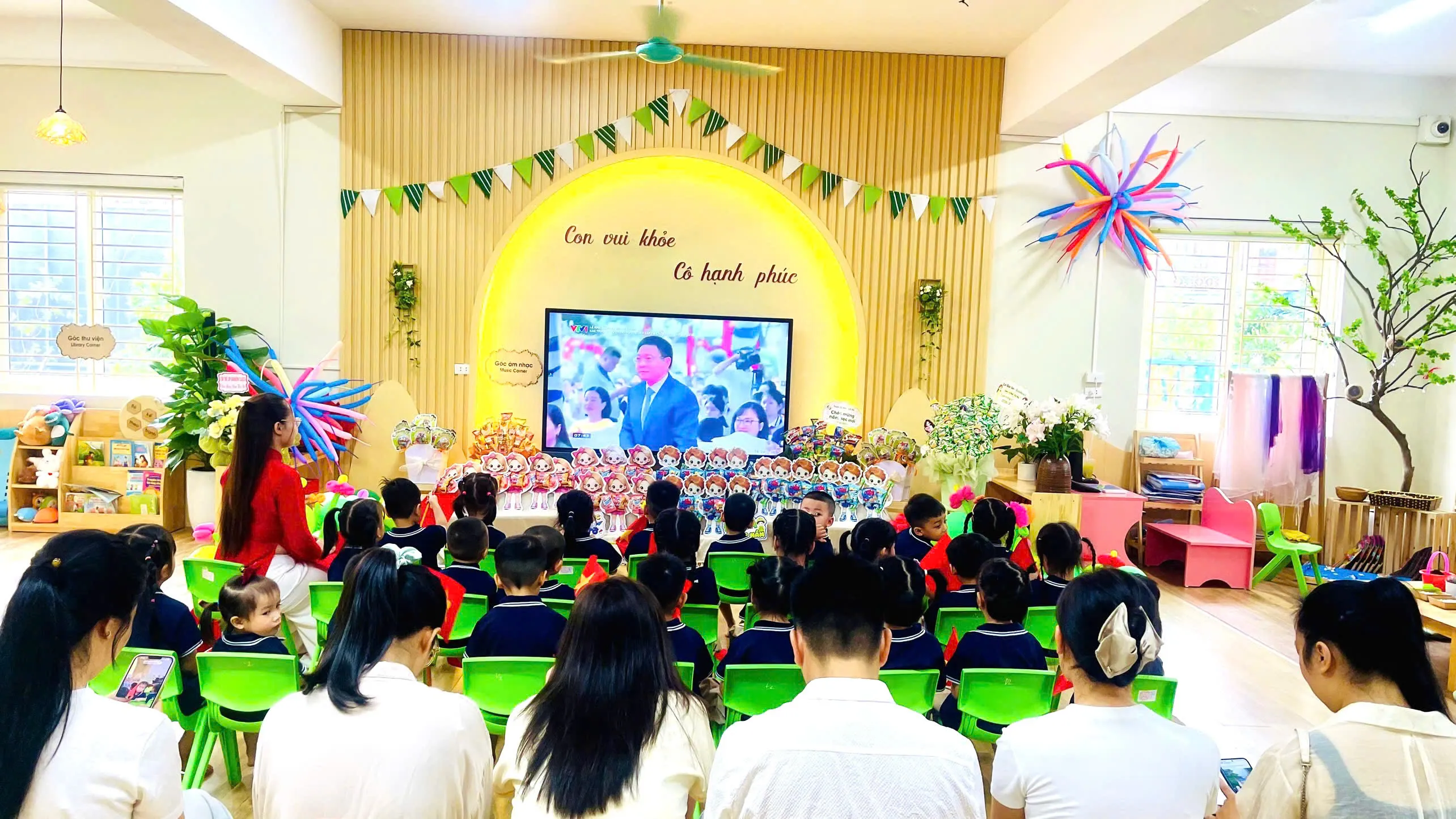 Trường Mầm non Chất lượng cao Phú Minh: Lấy trẻ làm trung tâm, lấy sự phát triển toàn diện của trẻ làm mục tiêu