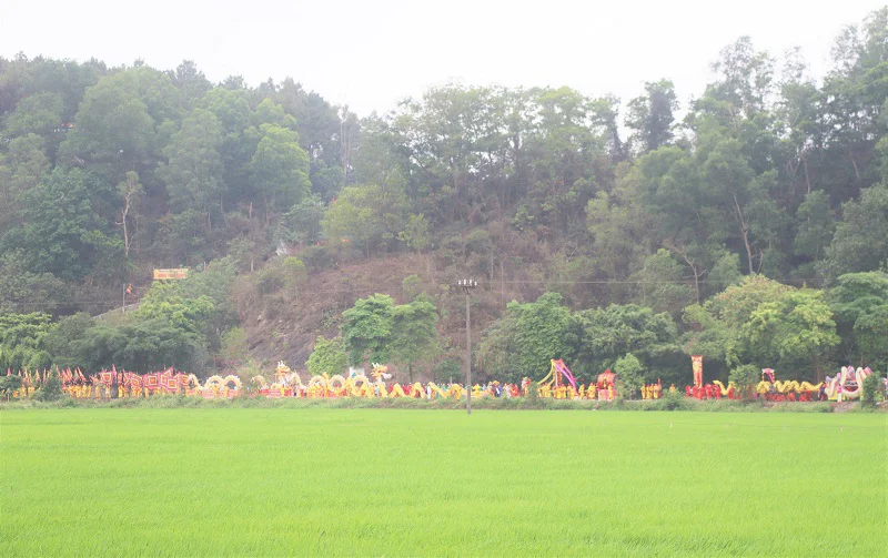 Đặc sắc nghi lễ rước Mẫu thỉnh kinh tại Lễ hội Phủ Dầy 