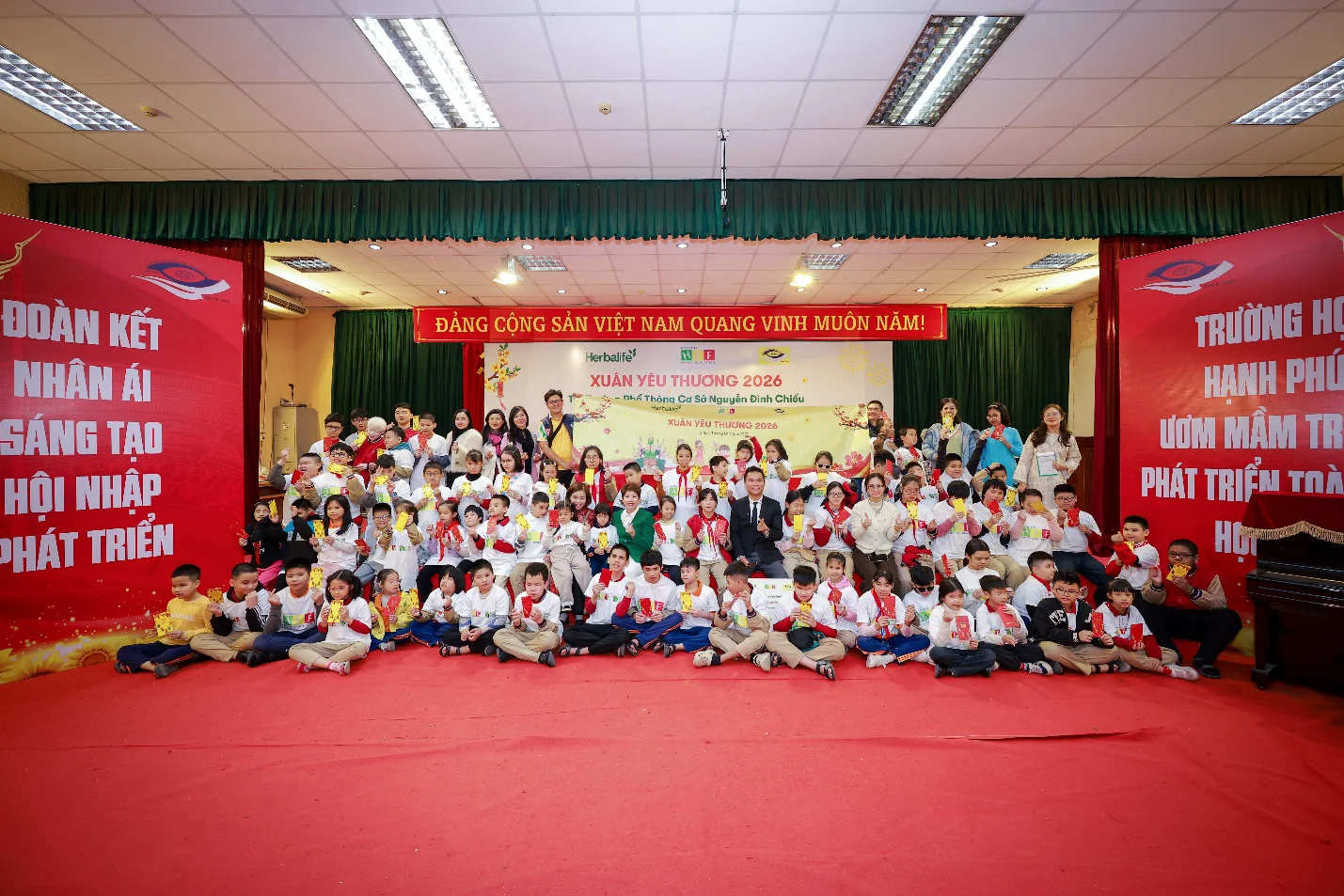 Herbalife Việt Nam tổ thức chương trình “Xuân Yêu Thương” 2026 cho trẻ em và người cao tuổi có hoàn cảnh khó khăn