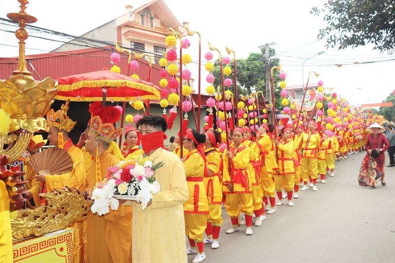 Đặc sắc nghi lễ rước Mẫu thỉnh kinh tại Lễ hội Phủ Dầy 