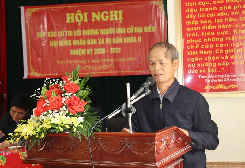 Bí thư Đảng ủy và những người ứng cử đại biểu HĐND xã Vụ Bản, nhiệm kỳ 2026 – 2031 tiếp xúc với cử tri tại đơn vị bầu cử số 2