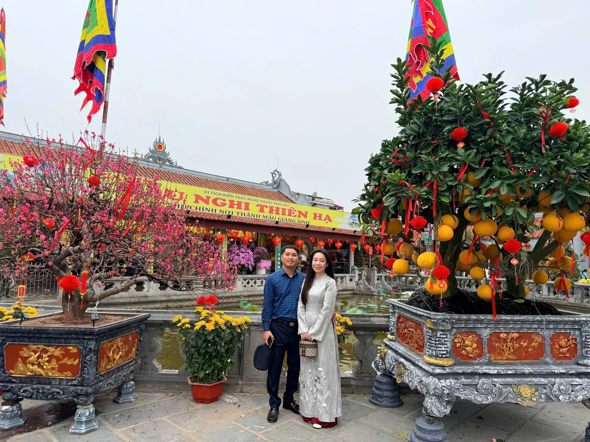 Chợ Viềng 2026: Phiên chợ họp duy nhất trong đêm nay, với niềm tin “mua may, bán rủi”