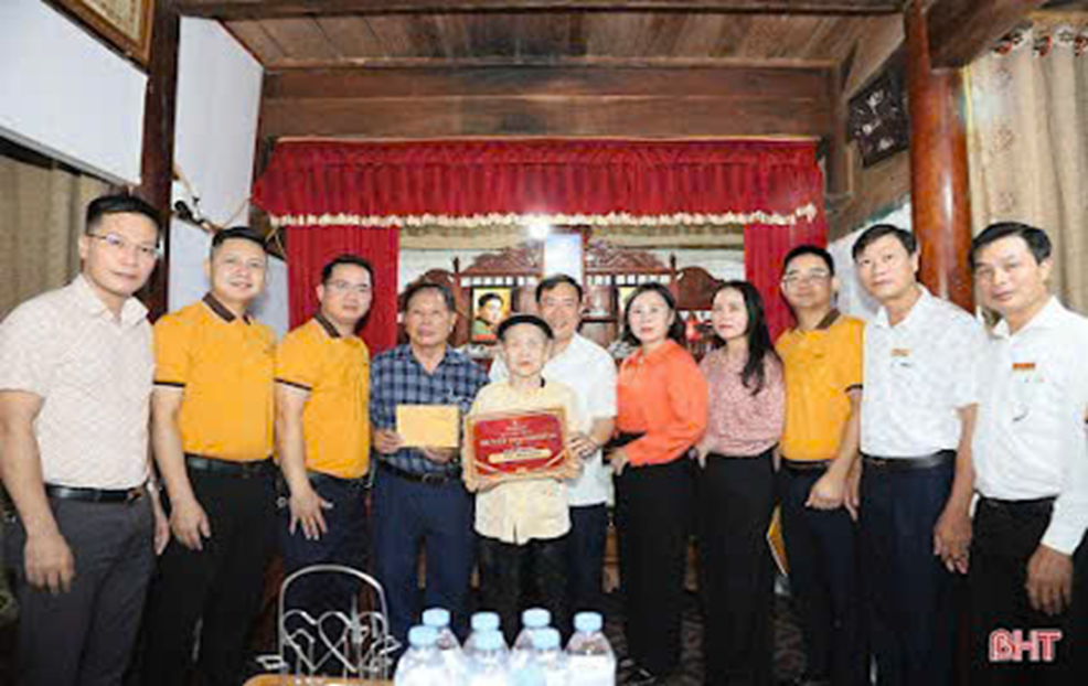 VINGROUP: Chuẩn hóa nguồn lực, đồng hành hiện thực hóa tinh thần pháp lệnh 05
