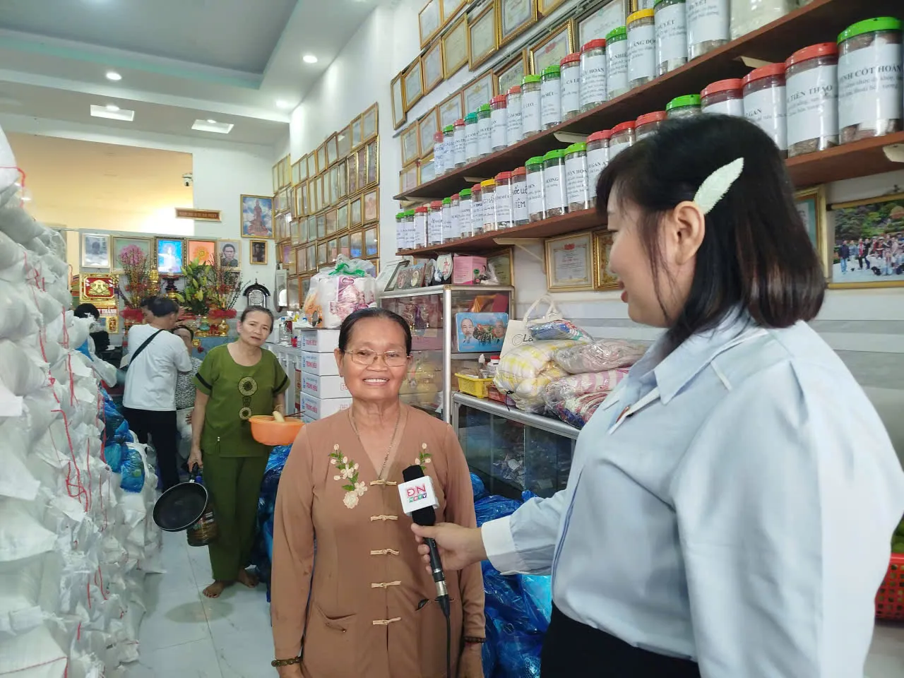 TP.HCM: Trao quà cho người khiếm thị và khuyết tật các tỉnh phía Nam