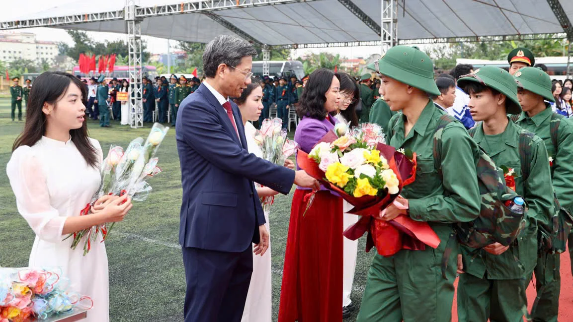 TP.Hải Phòng rộn ràng ngày hội tòng quân