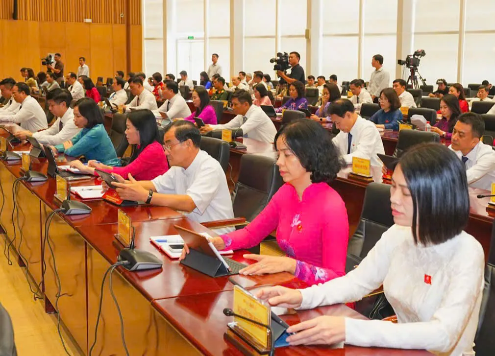TP.Hải Phòng thông qua 24 Nghị quyết 