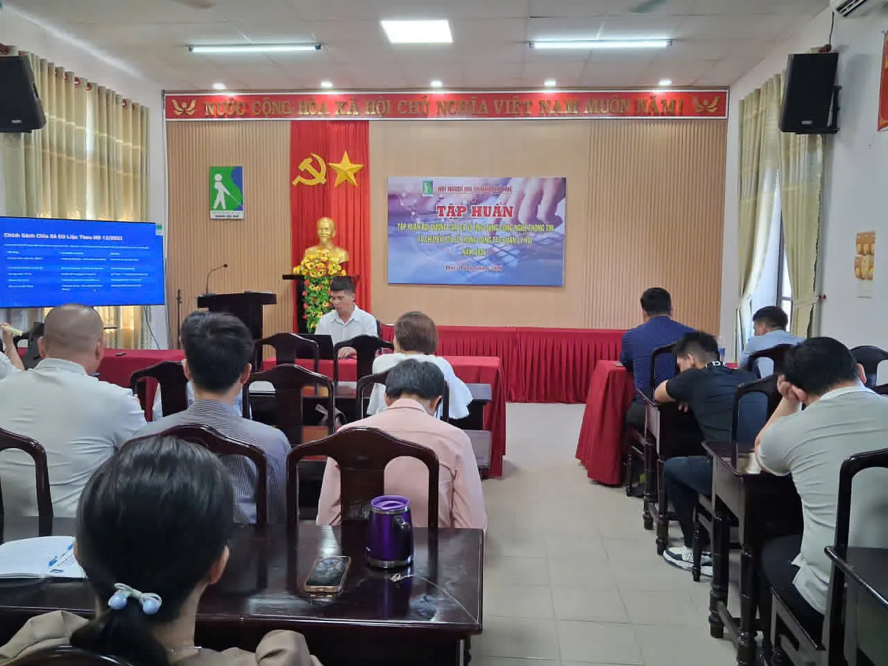 HNM TP.Huế tổ chức lớp tập huấn bồi dưỡng về ứng dụng CNTT và chuyển đổi số trong công tác quản lý Hội
