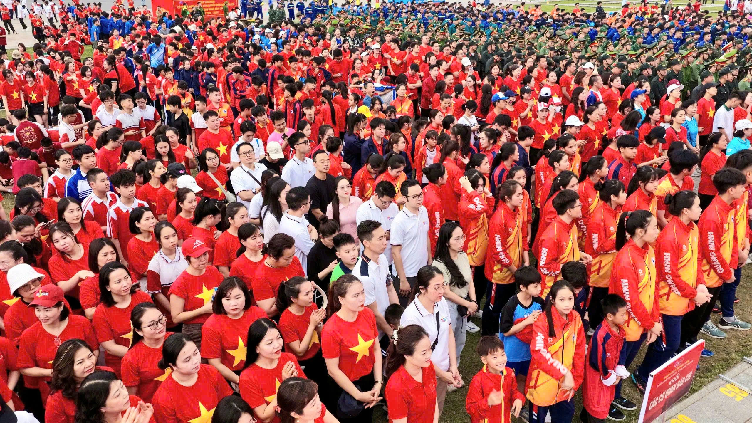 Quảng Ninh: Ngày chạy Olympic Vì sức khỏe toàn dân, vì an ninh Tổ quốc năm 2026