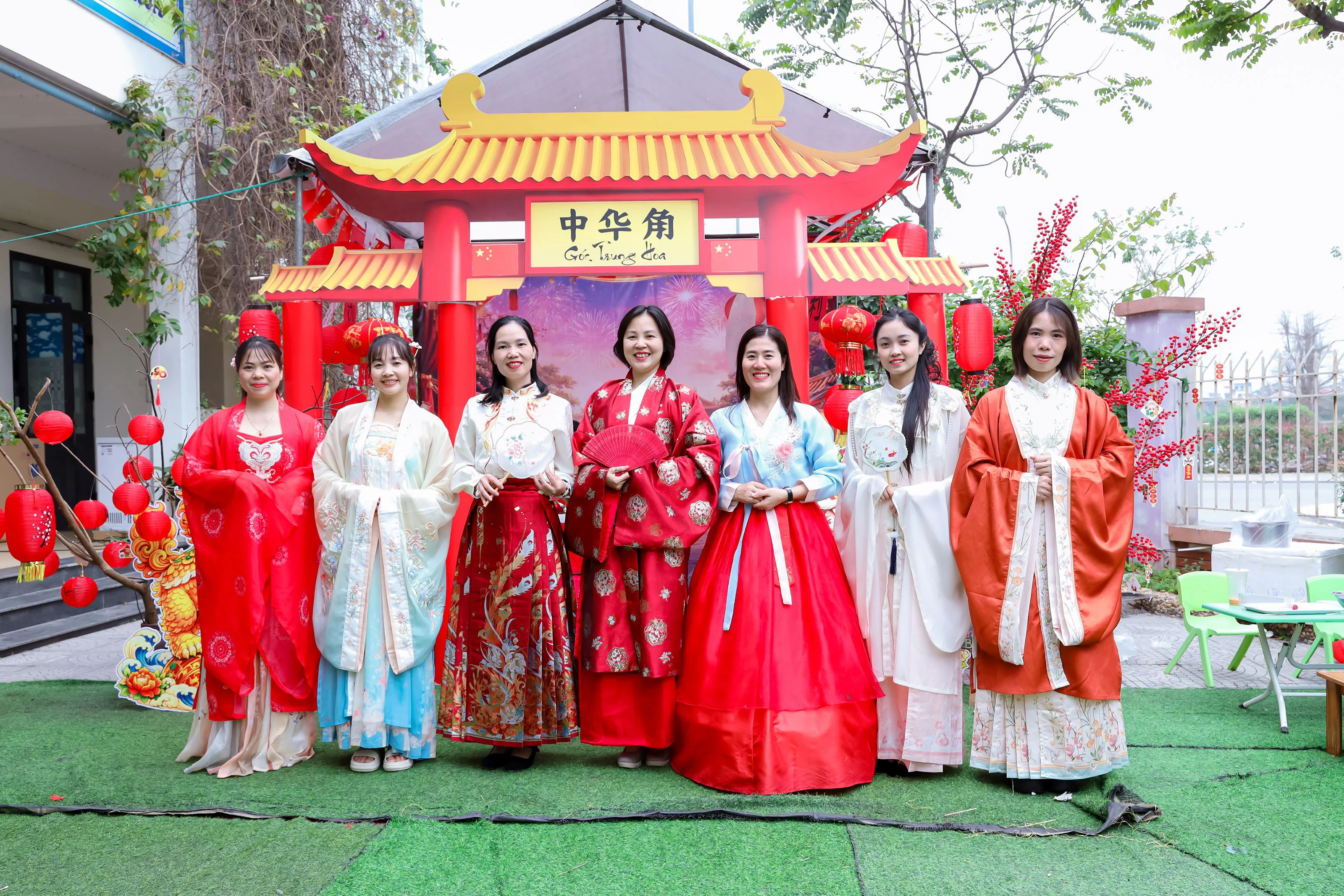 Sắc xuân Châu Á cùng cô trò Trường Mầm non Lê Quý Đôn