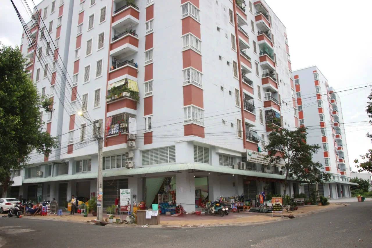 Khi tín dụng thận trọng, các kênh doanh nghiệp bất động sản “xoay vốn”