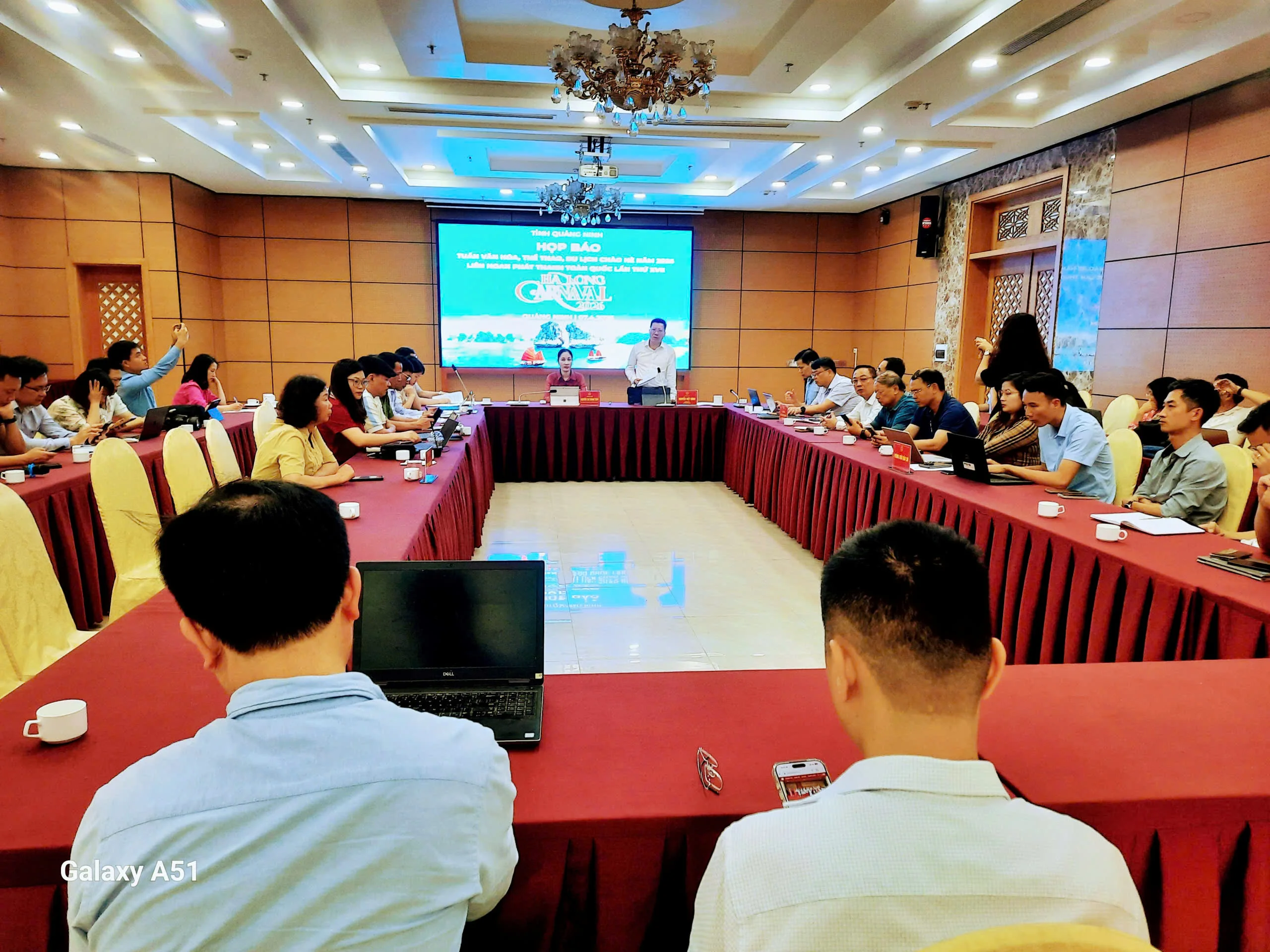 Quảng Ninh: Tuần văn hóa, thể thao, du lịch “Carnaval Hạ Long 2026 - Kỳ quan bừng sáng Kỷ nguyên mới”