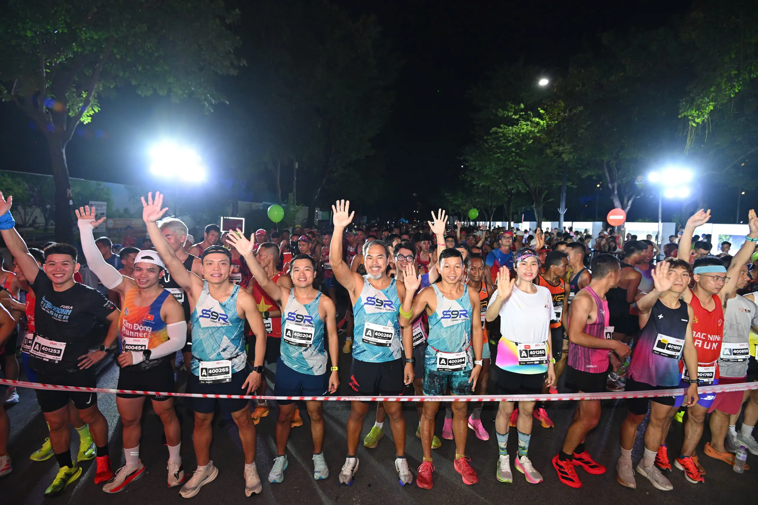 Hà Nội năng động qua những khoảnh khắc Marathon