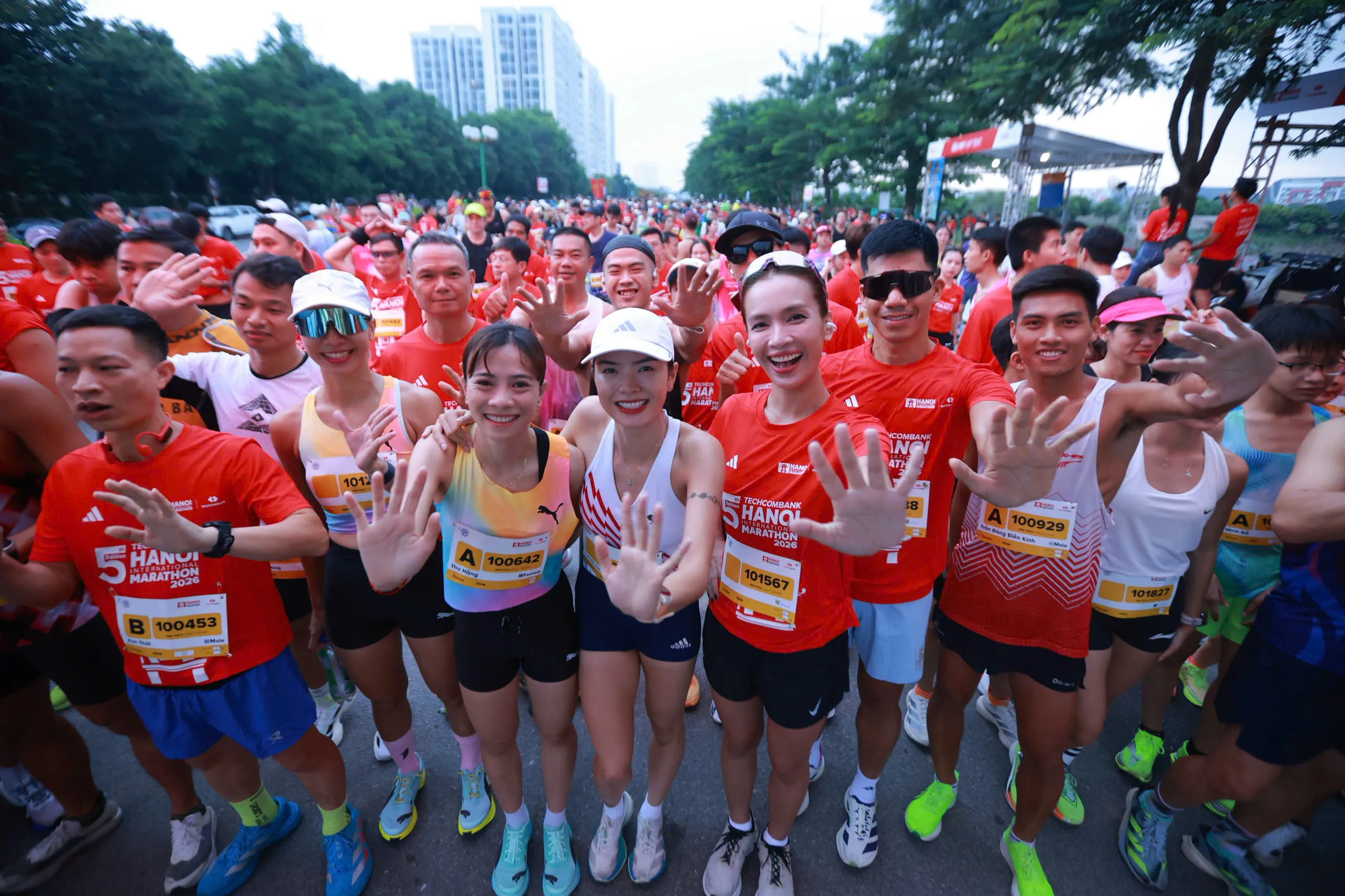 Hà Nội năng động qua những khoảnh khắc Marathon