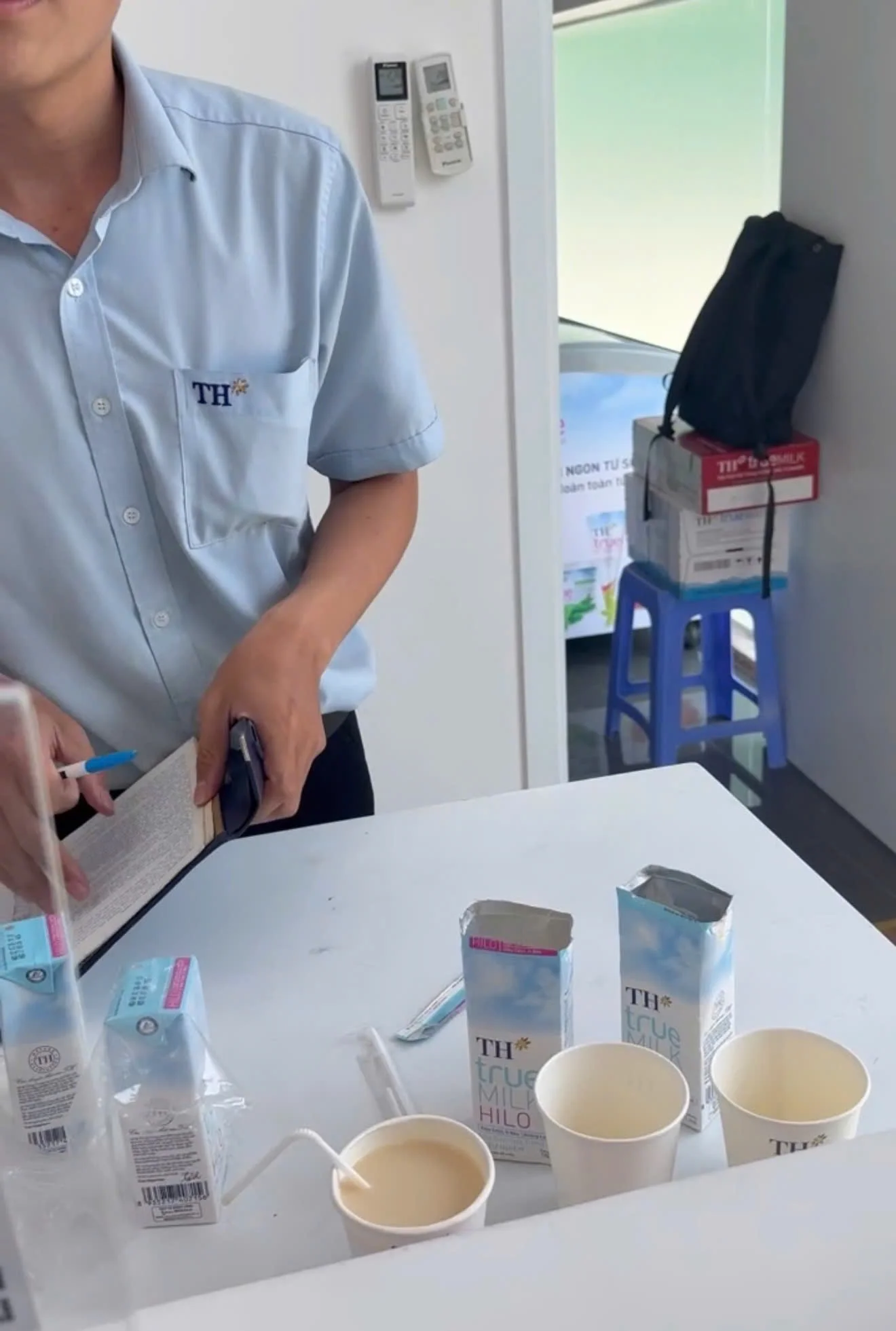 Khi sản phẩm sữa có dấu hiệu bất thường: Cần đặt sức khỏe trẻ nhỏ ở trung tâm quy trình xử lý