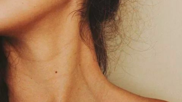 Cho những cô gái mang đầy thương tổn trong lòng...