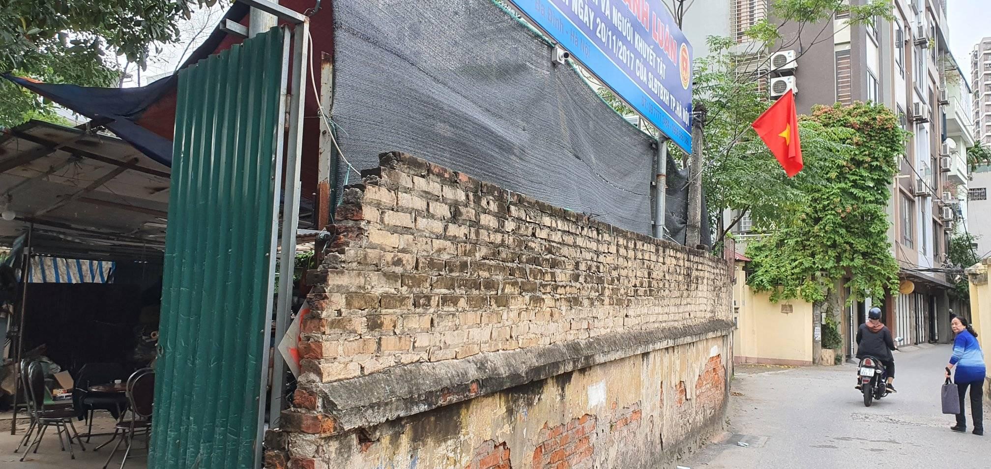 Hợp tác xã khẳng định đất không phải của mình, quận cứ nói đất của hợp tác xã