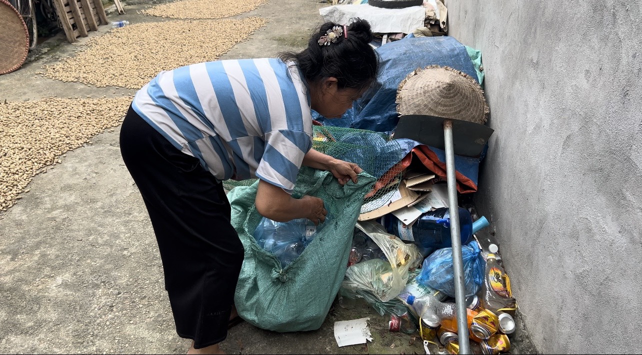 Cảnh đời thương tâm của chàng trai suy thận, hoại tử đôi chân tàn phế