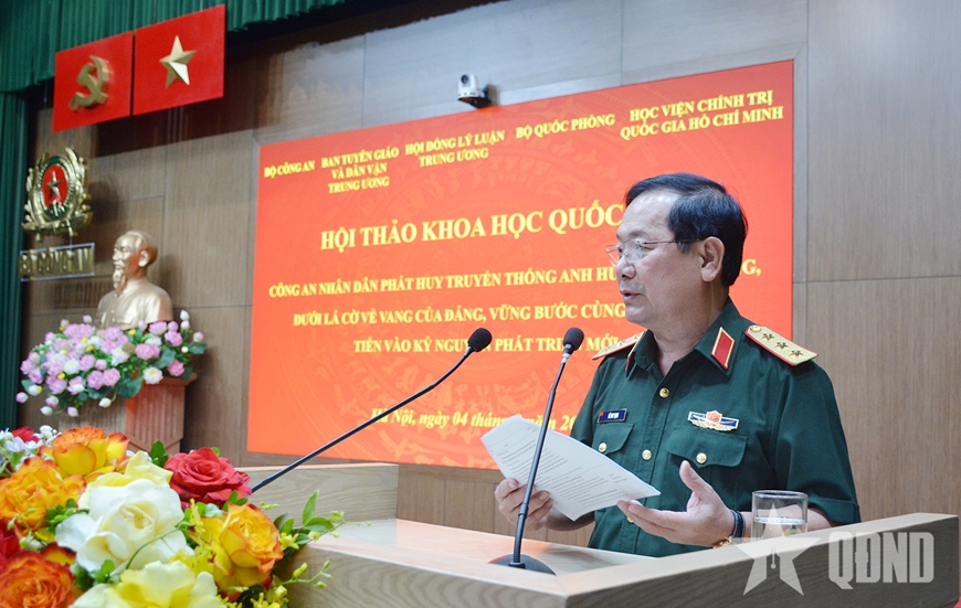 Làm nổi bật sự phối hợp giữa Công an nhân dân và Quân đội nhân dân trong xây dựng và bảo vệ Tổ quốc