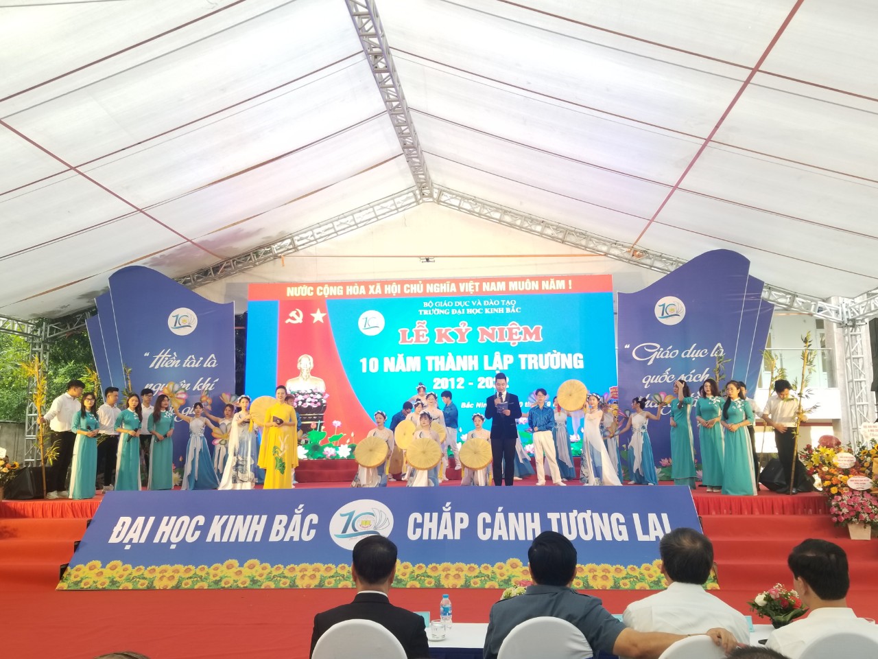   Một số tiết mục văn nghệ đặc sắc tại Lễ kỷ niệm.